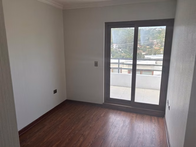 SE VENDE CASA EN CONDOMINIO MIRAFLORES VIÑA DEL MAR - Imagen 13
