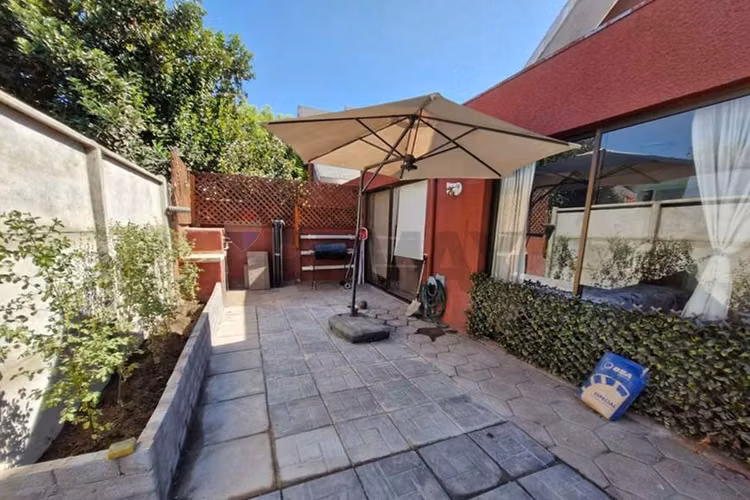 Acogedora casa en condominio en el olmo - Imagen 10