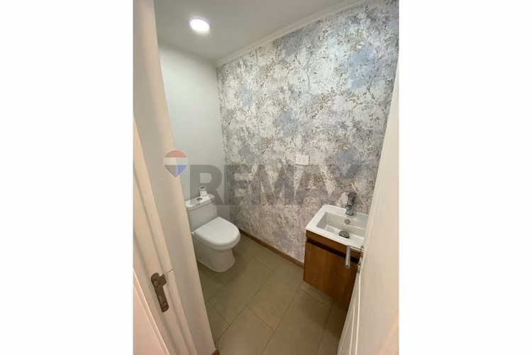 Casa renovada y moderna