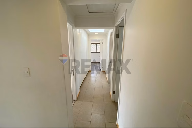 Casa renovada y moderna