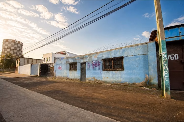Terreno 944 m² productivo-servicios | est. central - Imagen 2