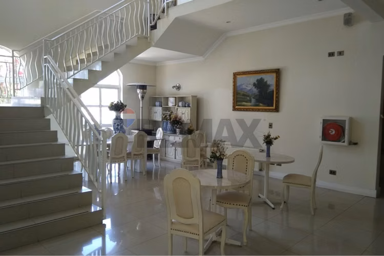 Excelente propiedad comercial en venta – colina