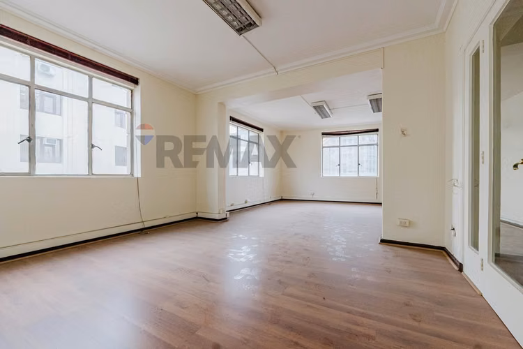 Gran oficina de 205 m² en casco histórico - Imagen 17
