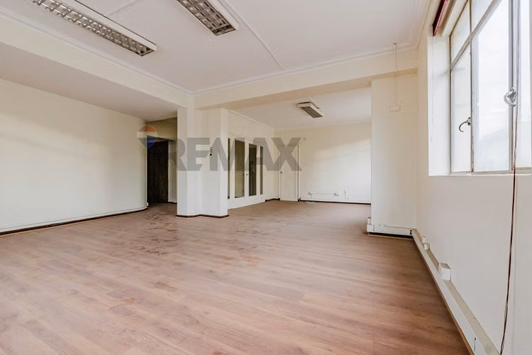 Gran oficina de 205 m² en casco histórico - Imagen 5