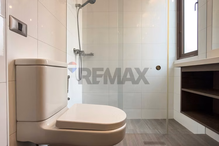 Casa 5d4b con quincho y jardín chamisero - Imagen 22
