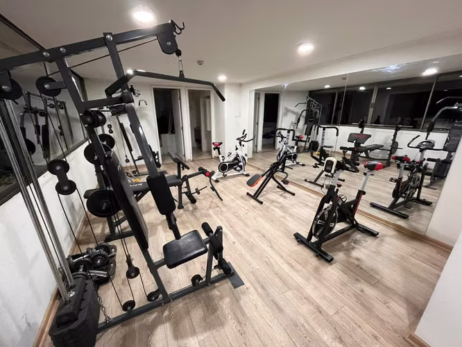 VIVE CERCA DE TODO 2D/2B CON SUITE TERRAZA PISCINA Y GYM - Imagen 17