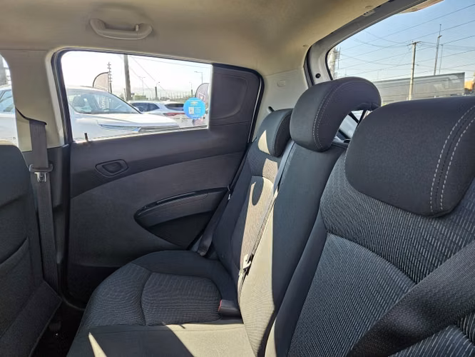 Chevrolet Spark 1.2 Gt Lt Mt De Ac Full 2021 - Imagen 8