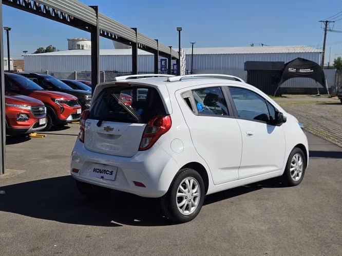 Chevrolet Spark 1.2 Gt Lt Mt De Ac Full 2021 - Imagen 4