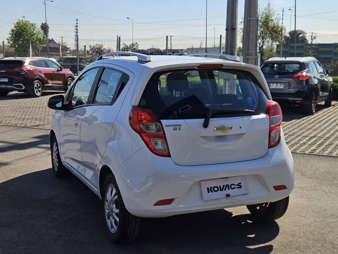 Chevrolet Spark 1.2 Gt Lt Mt De Ac Full 2021 - Imagen 6