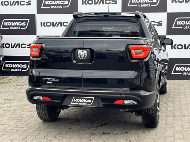 Ram 1000 1.8 Big Horn Night Edition At 2022