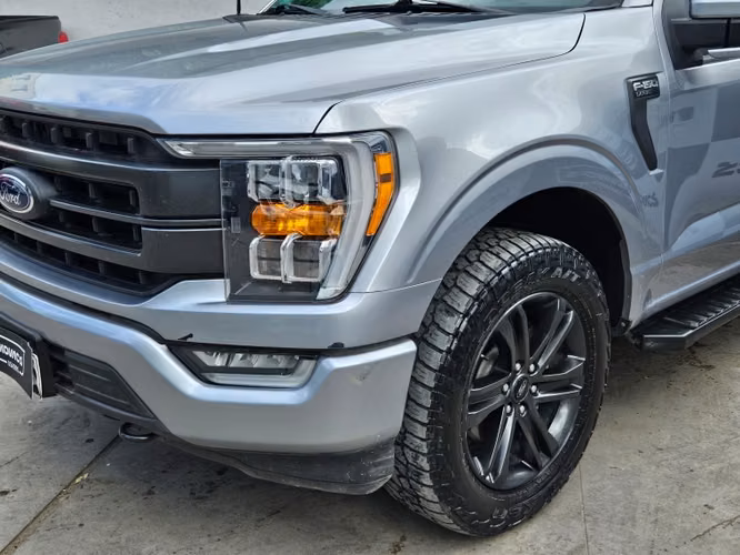 Ford F-150 5.0  Lariat Cc Sport  At  4x4 2022 - Imagen 2