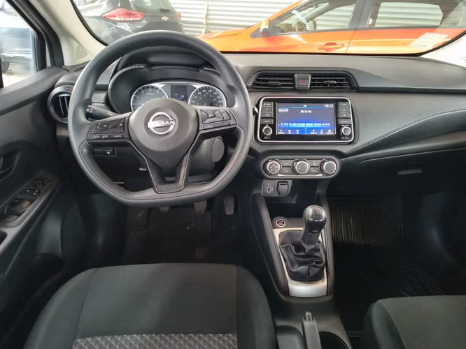 Nissan Versa 1.6 SENSE 4X2 MT 4P 2025 - Imagen 11