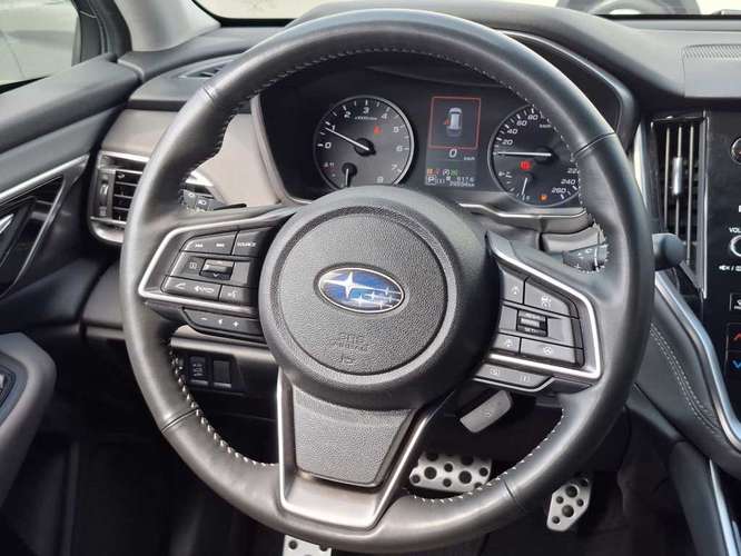 SUBARU OUTBACK 2025
