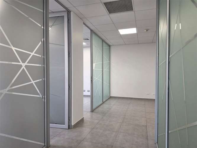 Oficina en Arriendo en Las Condes Edificio Britania