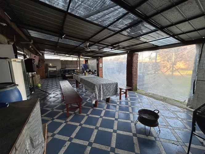VENDE CASA EN CALLE RAMON OLATE, LINARES VII REGION - Imagen 17