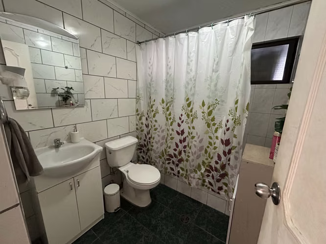VENDE CASA EN CALLE RAMON OLATE, LINARES VII REGION - Imagen 12