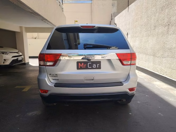JEEP GRAND CHEROKEE LAREDO 3.6 - 2011 | 2676 - Imagen 6