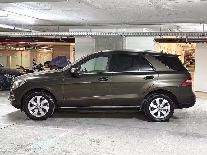 Mercedes-Benz ML 250 BlueTec (Diesel) - Imagen 2