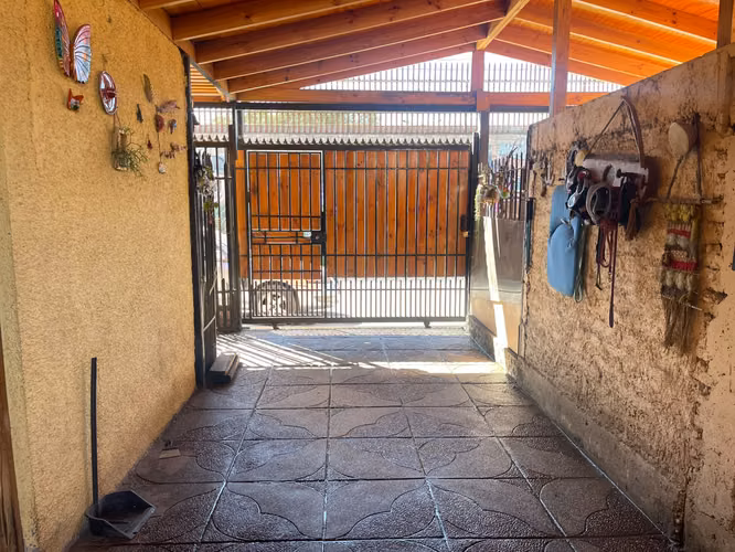 CASA EN PUDAHUEL 3 DORM, 2 BAÑOS A 1000M, METRO BARRANCAS - Imagen 10