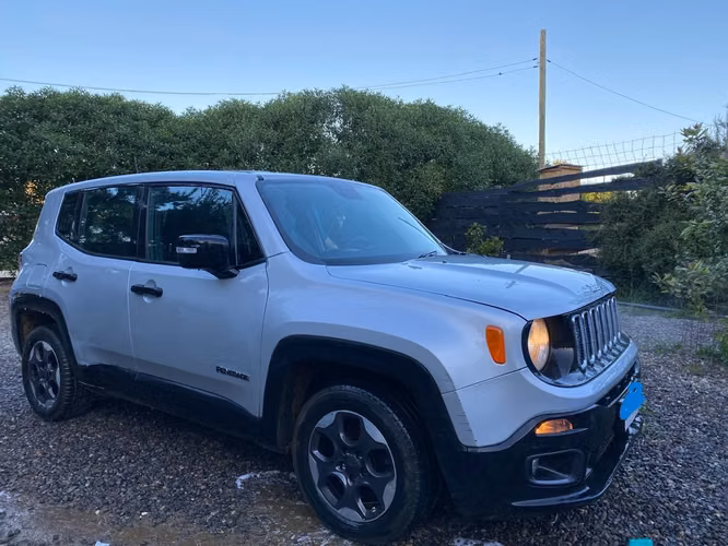 VENTA DE JEEP RENEGADE - Imagen 4