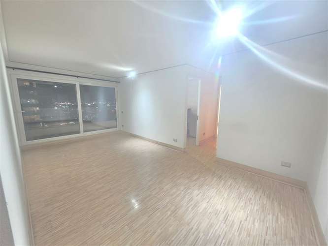 Depto en arriendo en condominio 15 UF Macul 2D 2B EST - Imagen 2