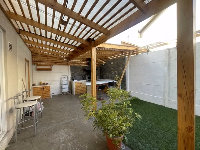 Casa en Arriendo 3Dorm, 3Bañ,1Est,1Bod - Imagen 9