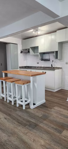 Venta casa 3D, 3B, 1EST. Cercano a colegios (182408)