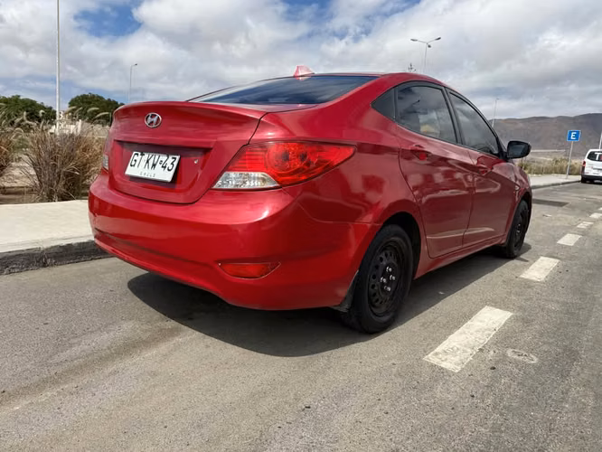 Hyundai accent - Imagen 4
