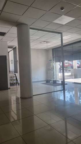Local Comercial en arriendo en Maipú - Imagen 4