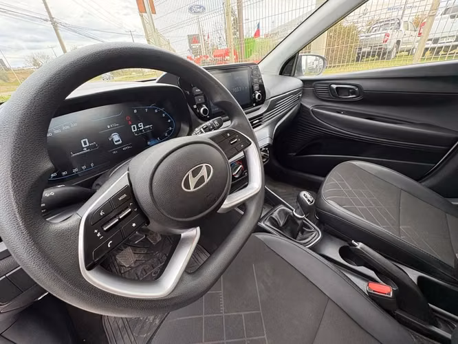 HYUNDAI I20 2025 - Imagen 8