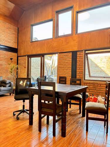 CASA RENOVADA EN SAN MIGUEL/SANTA FE | AMPLIO TERRENO DE 150 M²