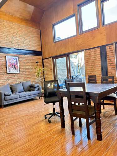 CASA RENOVADA EN SAN MIGUEL/SANTA FE | AMPLIO TERRENO DE 150 M²