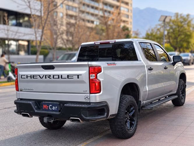 CHEVROLET SILVERADO LTZ CC 5.3L 4WD Z71 - 2021 | 4638 - Imagen 8