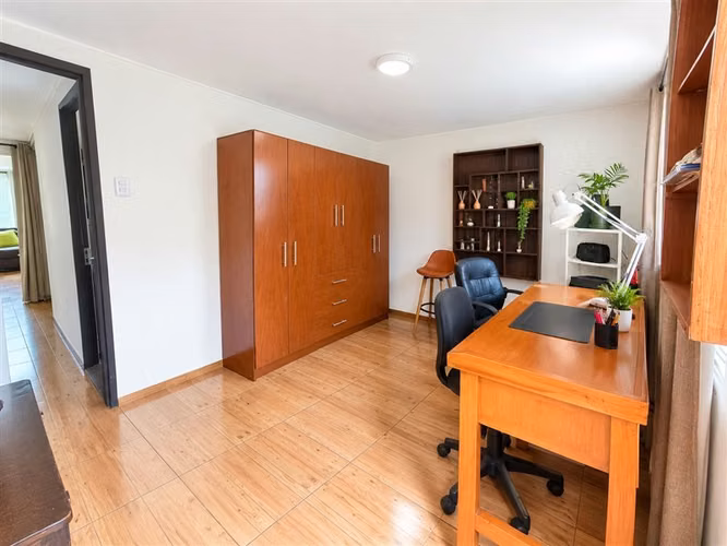 Casa en venta de 3d/1b/1e en Conchalí - Imagen 3
