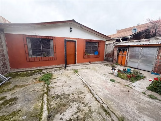 Casa en venta de 3d/1b/1e en Conchalí - Imagen 13