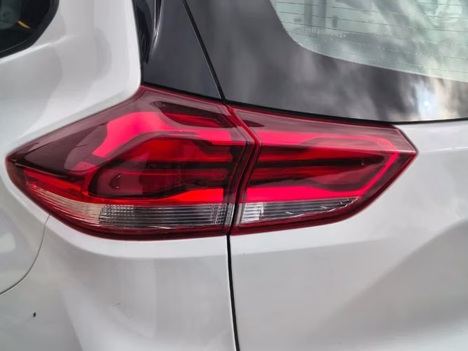 Chevrolet Tracker 1.2T LTZ FWD MT 5P 2021 - Imagen 11