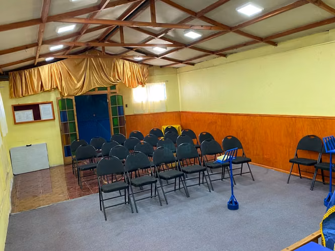 PROPIEDAD INSTITUCIONAL 120 m² | Eje Comercial Av. Bonilla - Nicolás Tirado