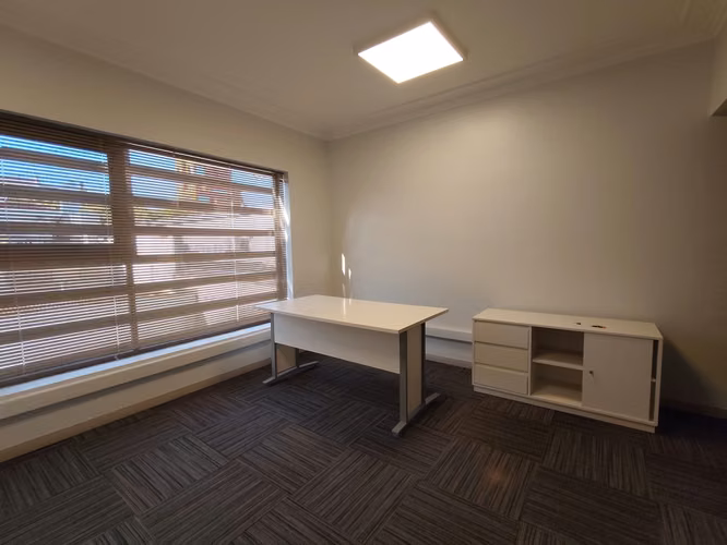 espectacular casa, giro comercial, sector libertad.