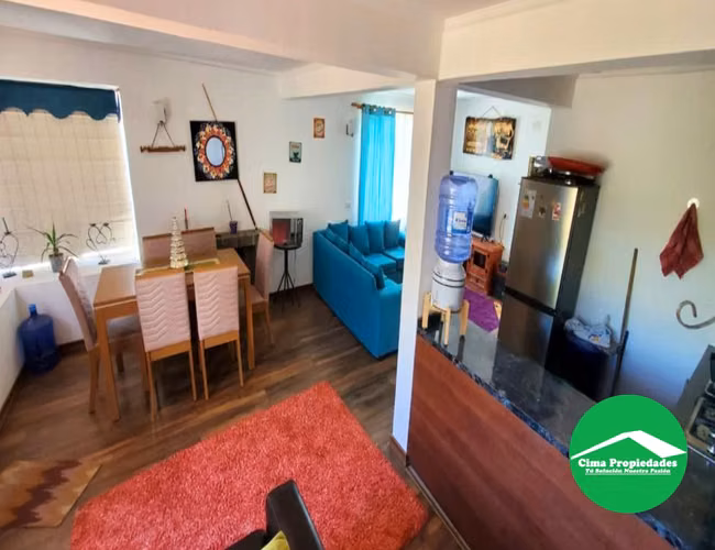 Venta Casa en Quillón: 4 Dormitorios, Amplio Terreno y Piscina - Imagen 5