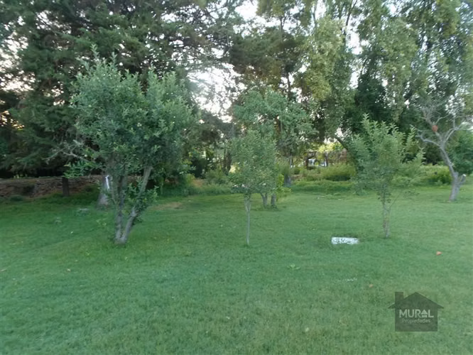 Vendo impecable casa,bajo tasacion,derechos de agua, quincho