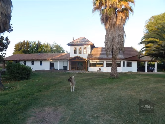 Vendo impecable casa,bajo tasacion,derechos de agua, quincho