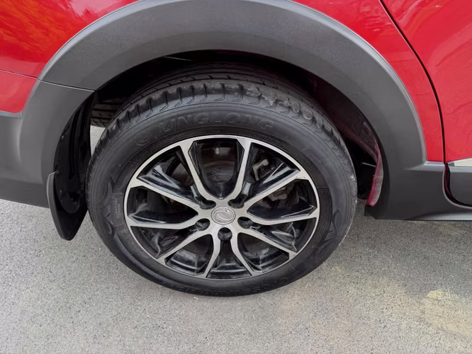 DONGFENG SX6 SX6 1.6 MEC 3 CORRIDAS FULL AIRE AIRBAG ABS CAMARA VER EN LAS CONDES 2023 - Imagen 10