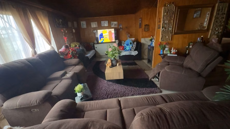 Vende linda y cómoda casa
