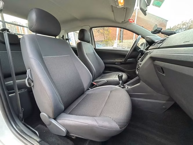 VOLKSWAGEN SAVEIRO CD 1.6 - 2022 | 4603 - Imagen 18