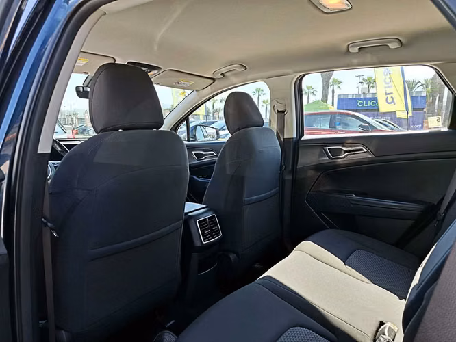 KIA SPORTAGE 2024 - Imagen 11