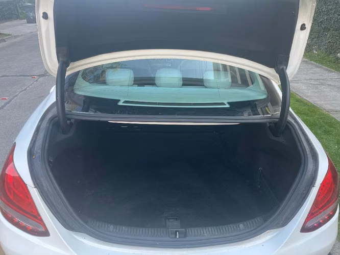 Mercedes Benz c180 - Imagen 4