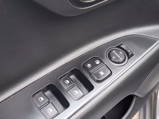 KIA RIO 5 2022 - Imagen 17
