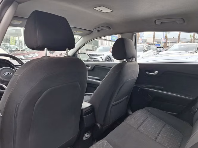 KIA RIO 5 2022 - Imagen 22