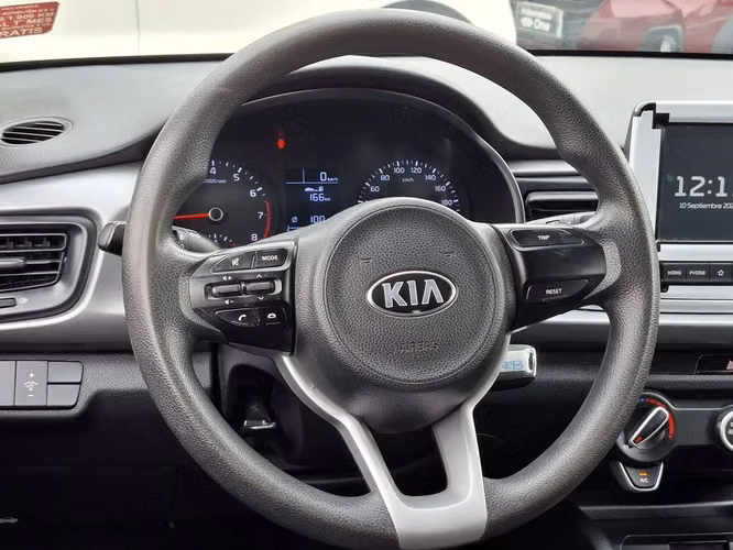 KIA RIO 5 2022 - Imagen 23