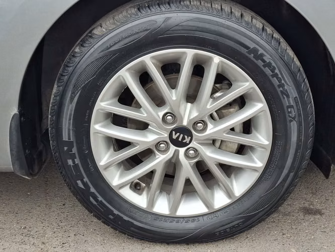 KIA RIO 5 2022 - Imagen 9